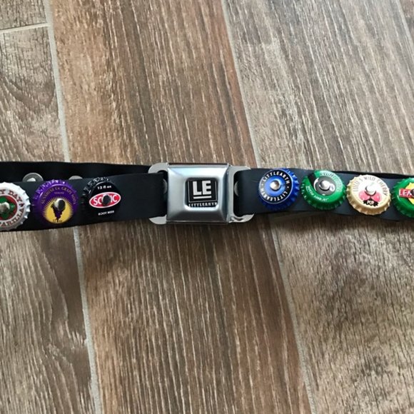 Littleearth seat belt bottle cap punk belt 33 - Picture 2 of 6
